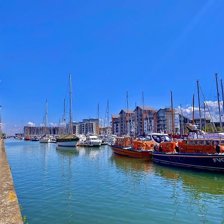 Go2 Portishead Marina Hotel Bagian luar foto