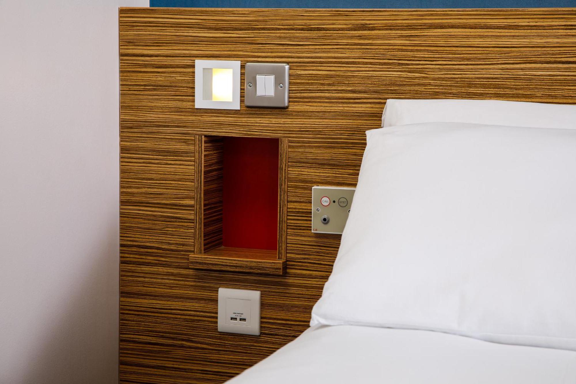 Go2 Portishead Marina Hotel Bagian luar foto